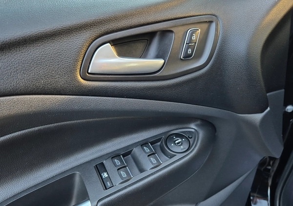 Ford Kuga cena 52900 przebieg: 159000, rok produkcji 2014 z Szczucin małe 562